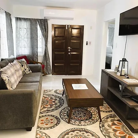 Serene Getaway-Newly Renovated Spacious 2 Beds 2 Baths