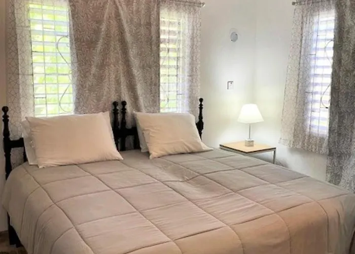 Serene Getaway-newly Renovated Spacious 2 Bedrooms 2 Baths